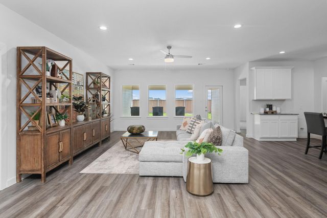 31322 Hastings Park Drive, Fulshear, TX 77441