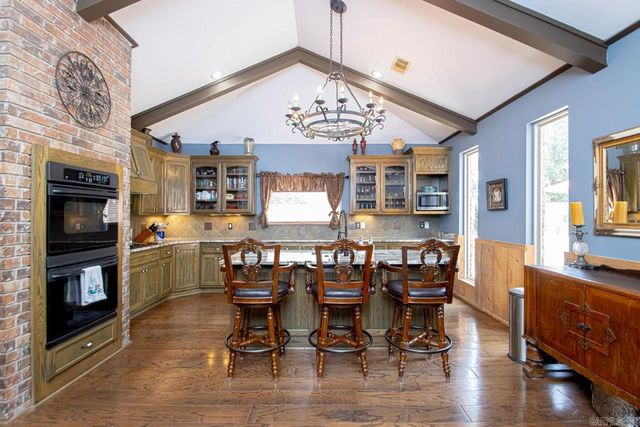 42 Oakwood Drive, Vilonia, AR 72173