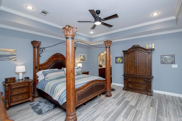 42 Oakwood Drive, Vilonia, AR 72173
