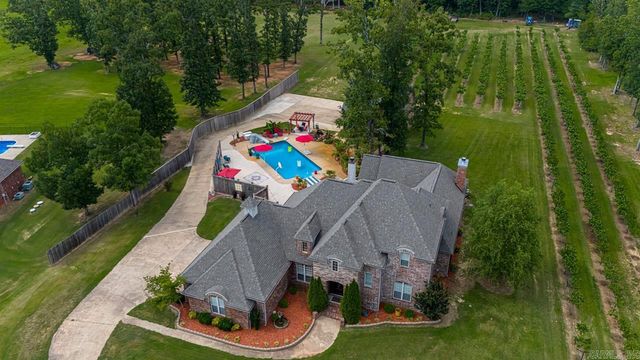 42 Oakwood Drive, Vilonia, AR 72173