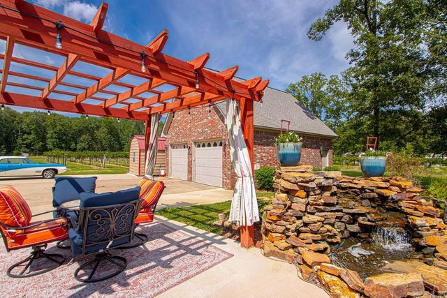 42 Oakwood Drive, Vilonia, AR 72173