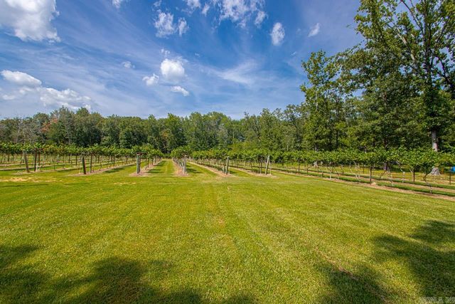 42 Oakwood Drive, Vilonia, AR 72173