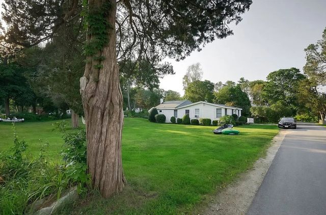 70 Cottage Road, Newbury, MA 01951