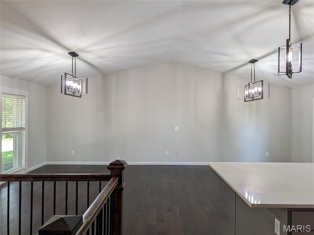41 Oak Forest Drive, St Charles, MO 63303