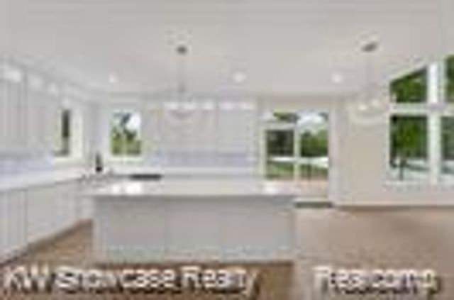 5245 Buell Drive, Commerce Twp, MI 48382