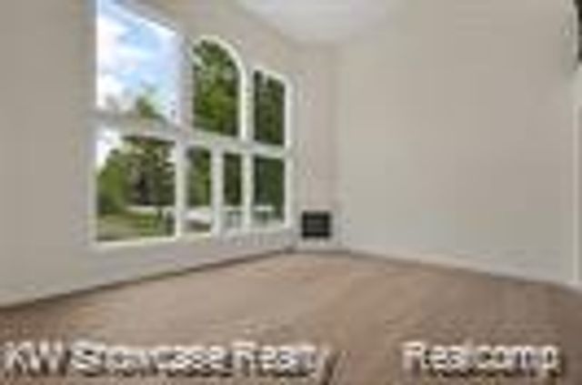 5245 Buell Drive, Commerce Twp, MI 48382