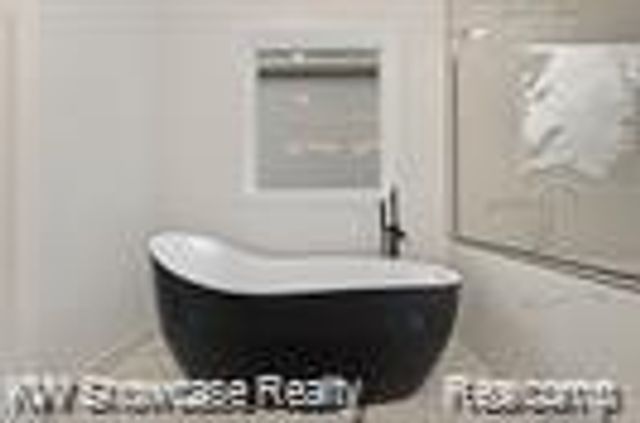 5245 Buell Drive, Commerce Twp, MI 48382