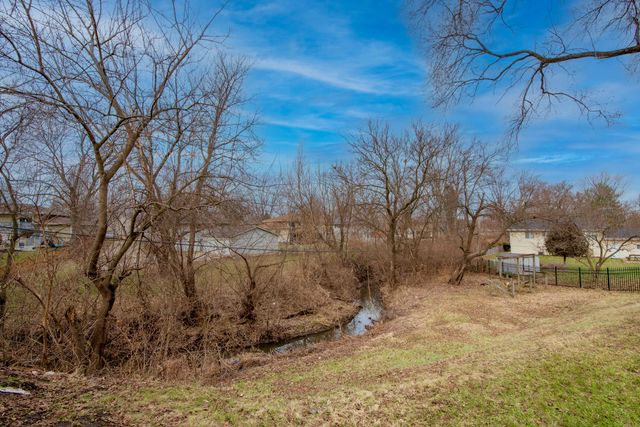 3288 W 74th Lane, Merrillville, IN 46410