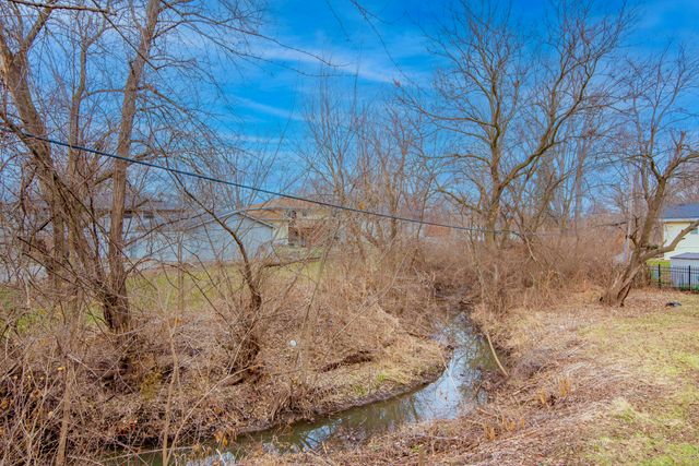 3288 W 74th Lane, Merrillville, IN 46410