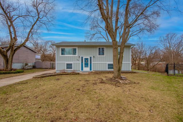3288 W 74th Lane, Merrillville, IN 46410