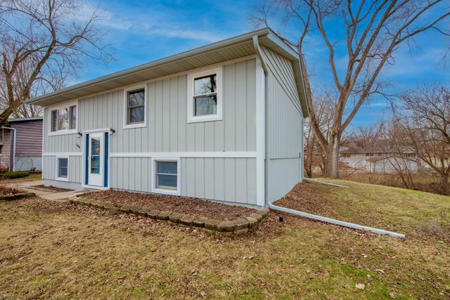 3288 W 74th Lane, Merrillville, IN 46410