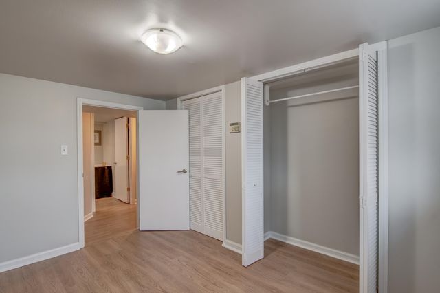 3288 W 74th Lane, Merrillville, IN 46410