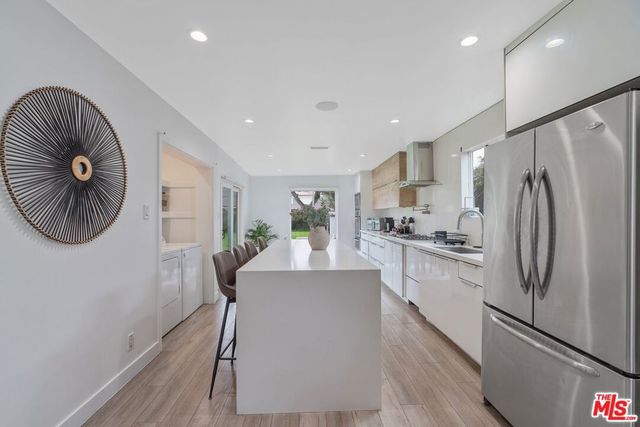 5656 Donna Avenue, Tarzana, CA 91356