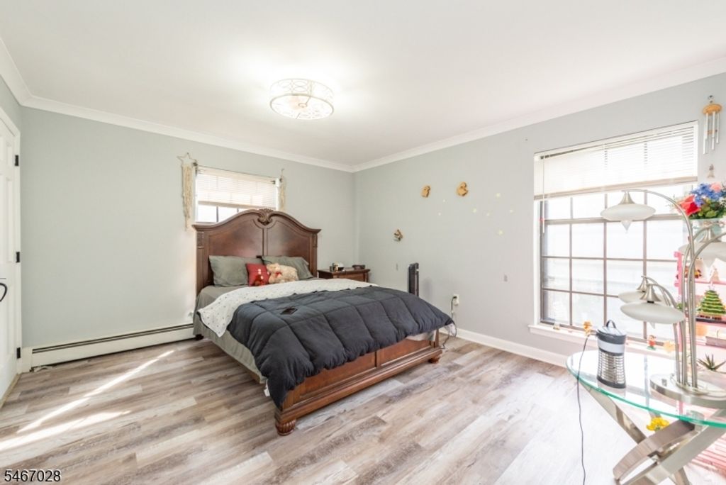 323 Gill Ln 12R, Woodbridge Twp., NJ 08830 — photo 4