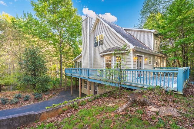 34 Lake Nottely Drive, Blairsville, GA 30512