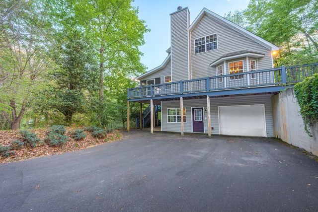 34 Lake Nottely Drive, Blairsville, GA 30512