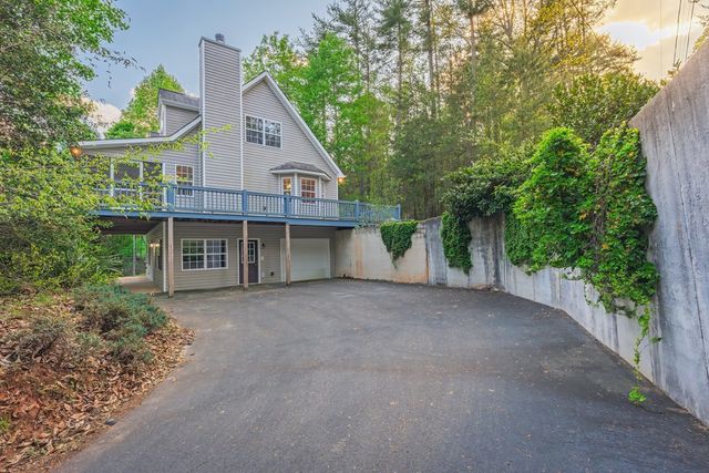 34 Lake Nottely Drive, Blairsville, GA 30512
