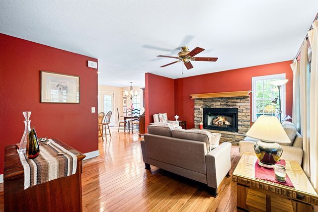 34 Lake Nottely Drive, Blairsville, GA 30512