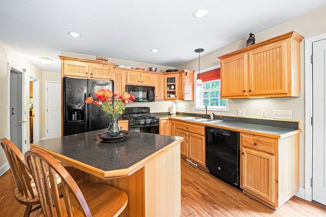 34 Lake Nottely Drive, Blairsville, GA 30512