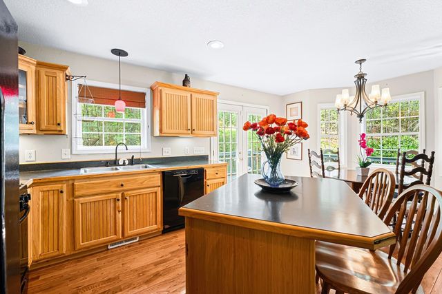34 Lake Nottely Drive, Blairsville, GA 30512