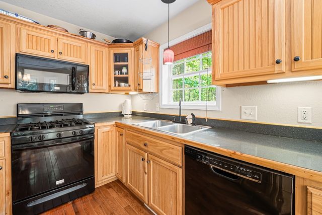 34 Lake Nottely Drive, Blairsville, GA 30512