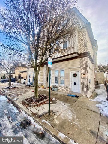 440-442 CHURCH LN, Lansdowne, PA 19050