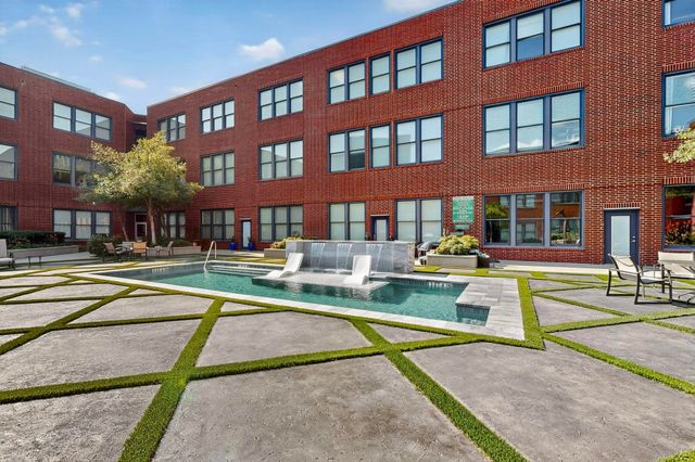 2502 Live Oak Street 330, Dallas, TX 75204