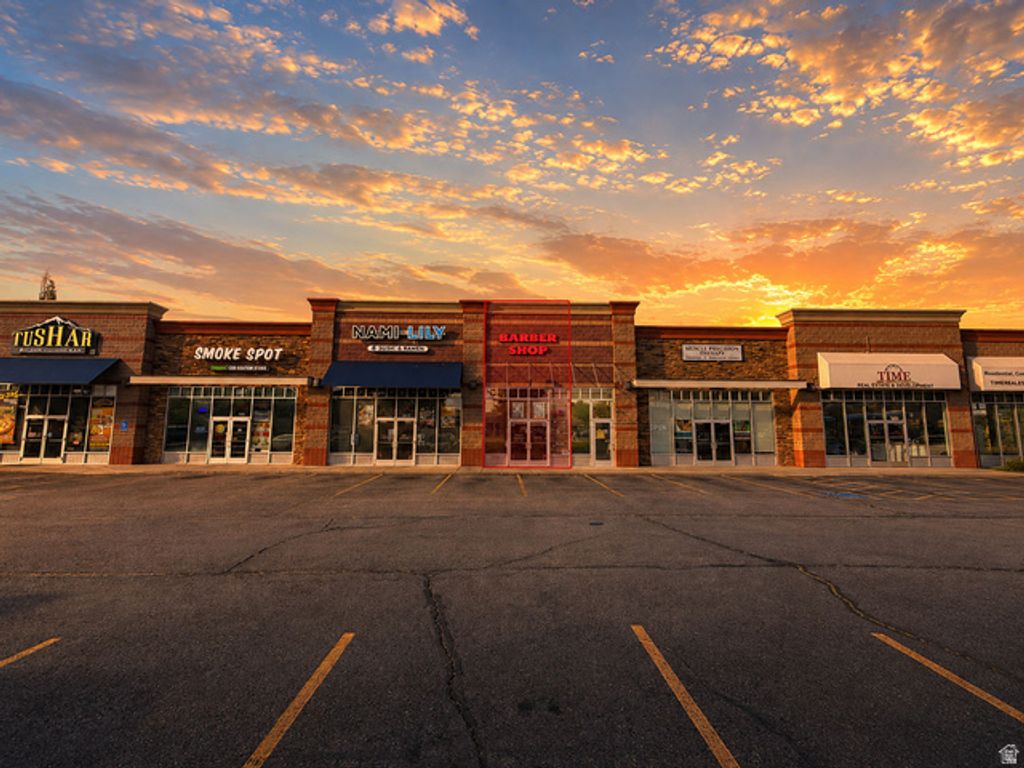 1072 W SOUTH JORDAN PKWY #B, South Jordan, UT 84095 — exterior
