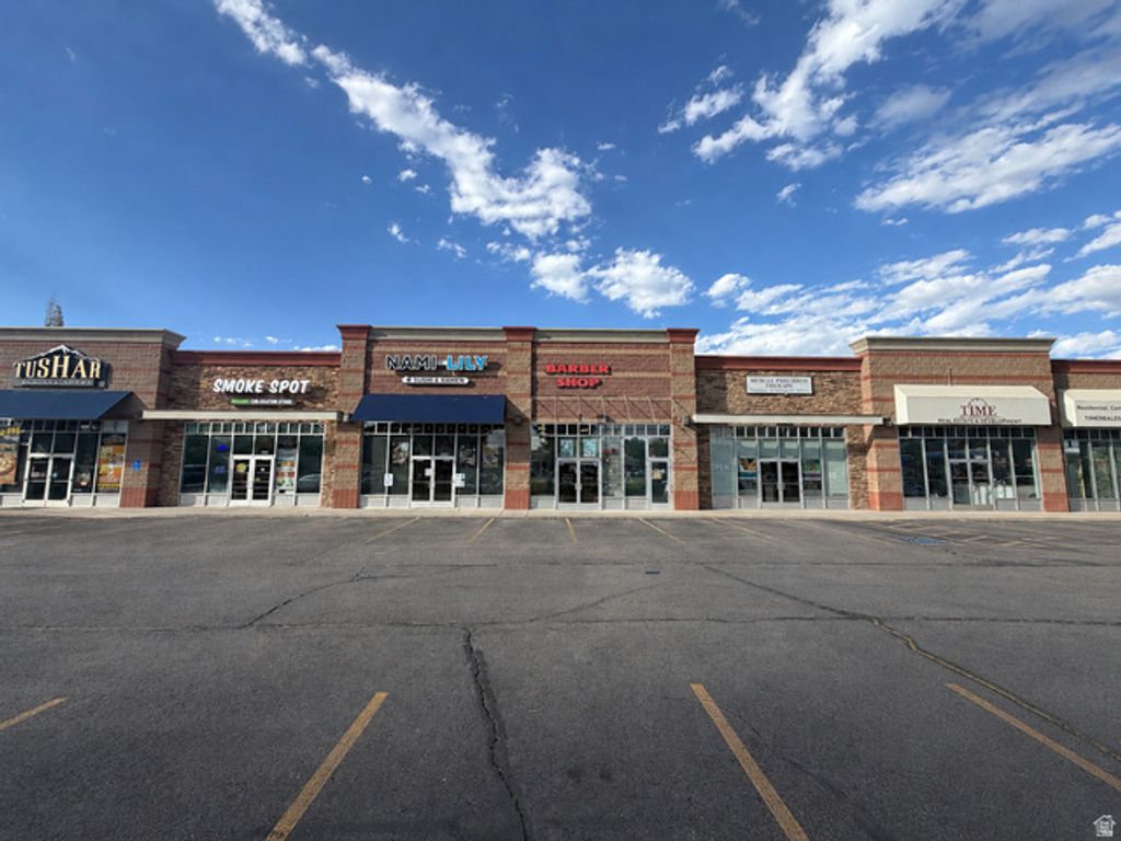 1072 W SOUTH JORDAN PKWY #B, South Jordan, UT 84095 — photo 2