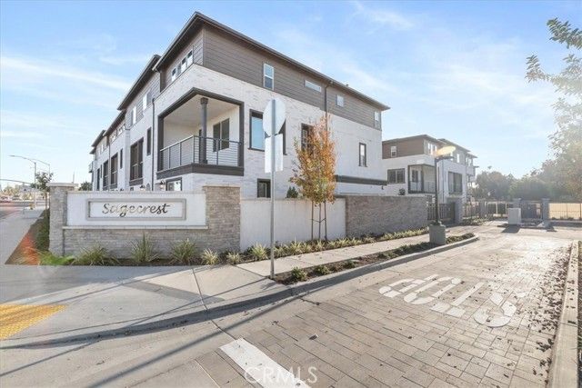 9518 Hannah Way, Riverside, CA 92503