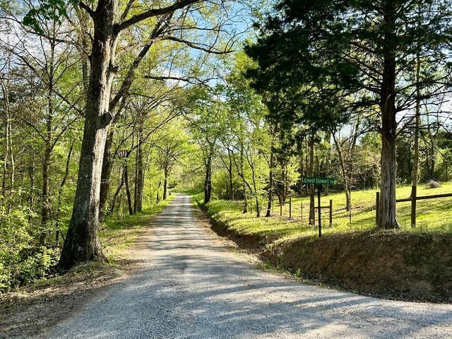 16 Ernest Stewart Rd, Dunlap, TN 37327