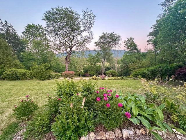 16 Ernest Stewart Rd, Dunlap, TN 37327