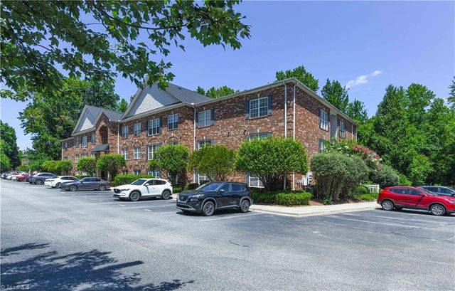 5236 Hilltop Road 111, Jamestown, NC 27282