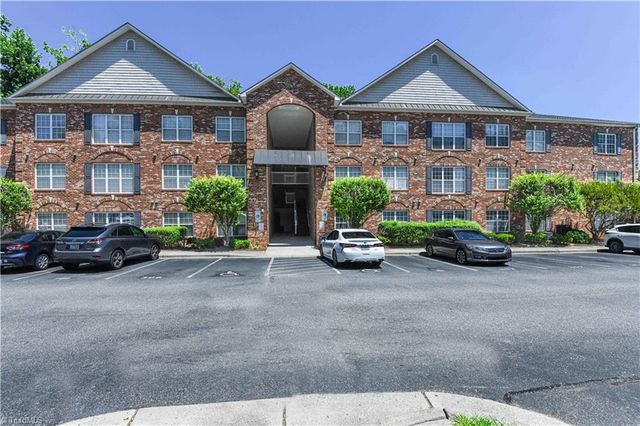 5236 Hilltop Road 111, Jamestown, NC 27282