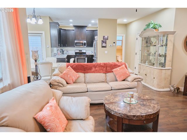 1168 TAURUS Loop, Keizer, OR 97303