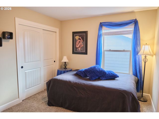 1168 TAURUS Loop, Keizer, OR 97303