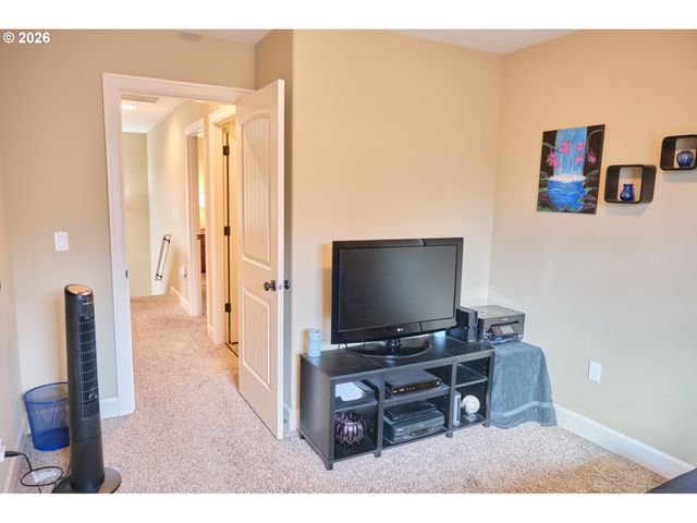 1168 TAURUS Loop, Keizer, OR 97303