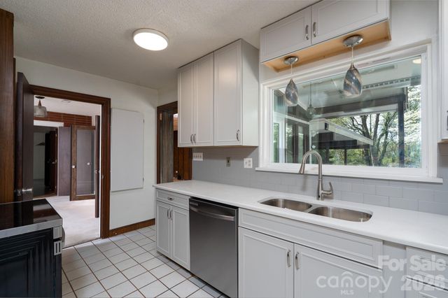 1221 Forestdale Drive, Salisbury, NC 28144