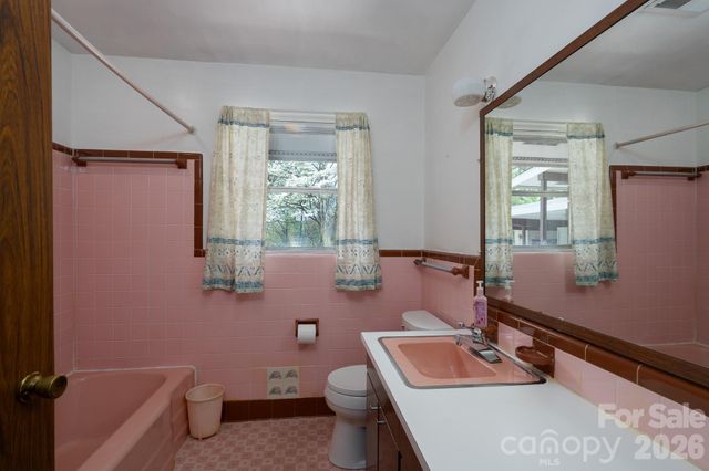 1221 Forestdale Drive, Salisbury, NC 28144