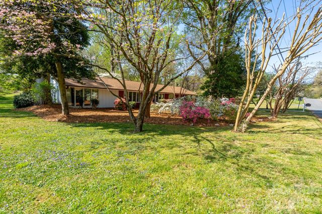 1221 Forestdale Drive, Salisbury, NC 28144