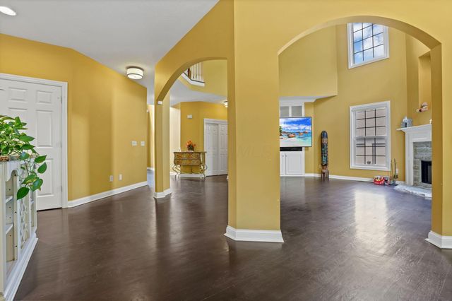 1818 Unbridled Way, Blacklick, OH 43004