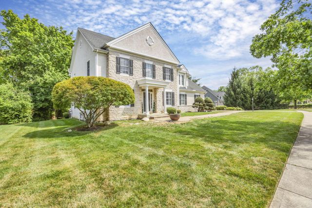 1818 Unbridled Way, Blacklick, OH 43004
