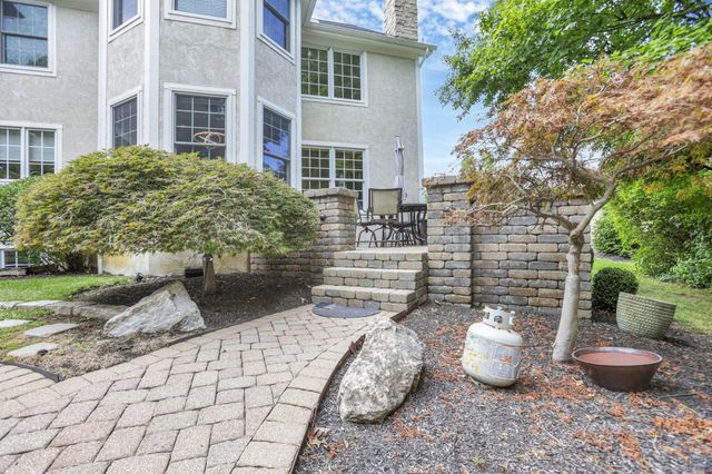 1818 Unbridled Way, Blacklick, OH 43004