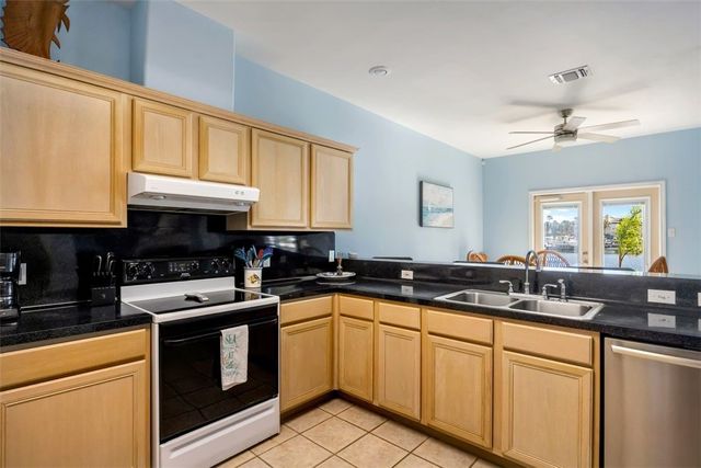 264 Marina Dr, Port Aransas, TX 78373