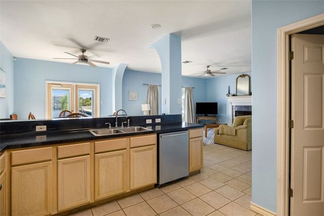 264 Marina Dr, Port Aransas, TX 78373