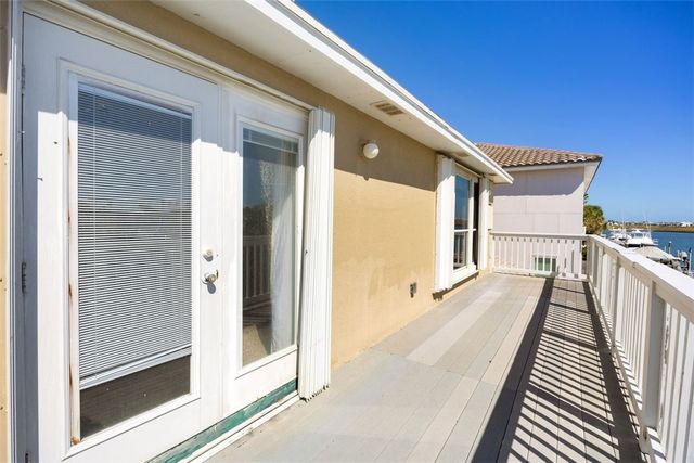 264 Marina Dr, Port Aransas, TX 78373