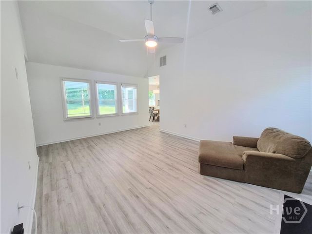 103 Meadow Creek, Athens, GA 30606