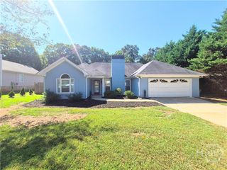 103 Meadow Creek, Athens, GA 30606