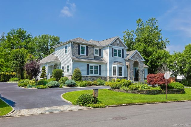 8 Parkview Drive, Jericho, NY 11753