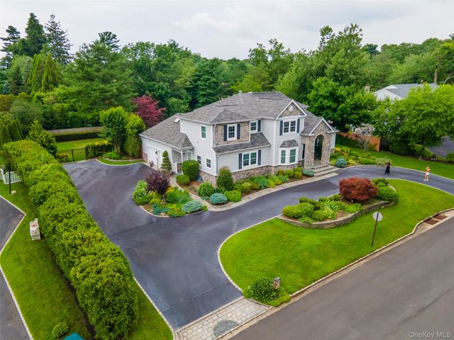 8 Parkview Drive, Jericho, NY 11753